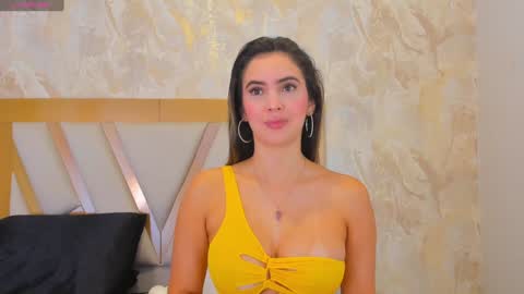 Sophie online show from February 8, 2025, 1:44 pm