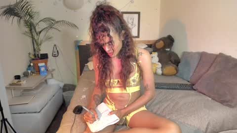 SofiTrans21 online show from January 24, 2025, 9:58 pm