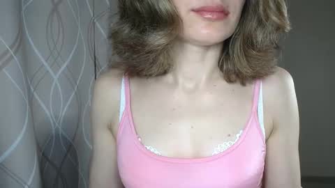 Sophiemisss online show from December 18, 2025, 10:43 am