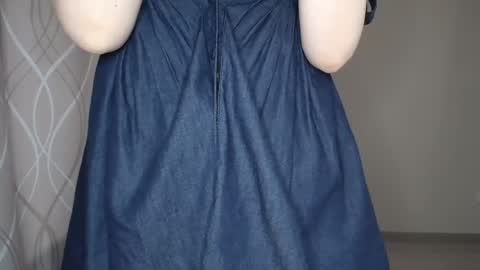 Sophiemisss online show from March 27, 2026, 8:26 am