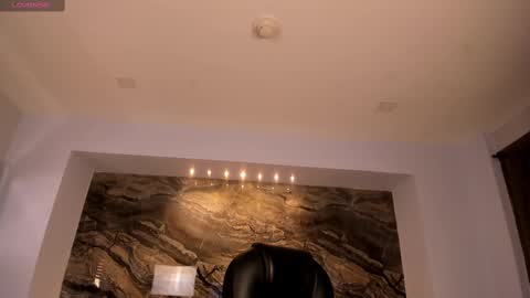 Sophie  Palmer online show from February 20, 2025, 11:53 am