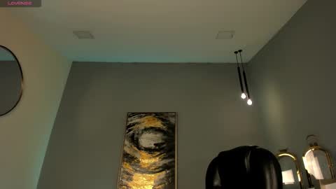 Sophie  Palmer online show from October 29, 2025, 10:28 am