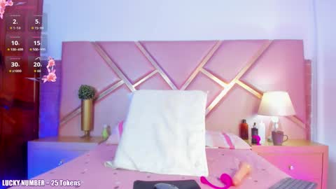 Sophie online show from October 16, 2025, 12:28 pm