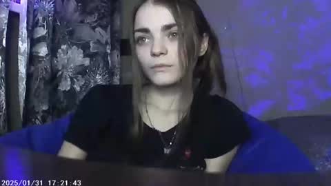 Sophie and my bestie Mandy    online show from January 30, 2025, 7:04 pm