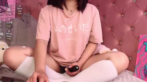 Snapshot of sophievv chatting on October 5, 2025, 7:07 am Sophie online show from October 5, 2025, 7:07 am