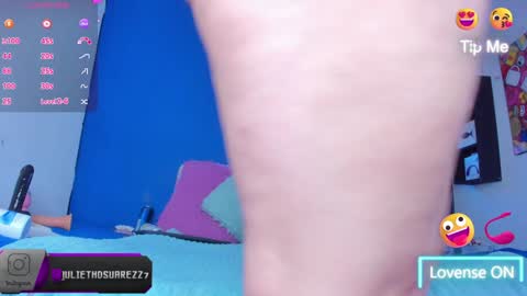 Snapshot of sophiiegreenn chatting on December 31, 2024, 11:20 am Julieth online show from December 31, 2024, 11:20 am