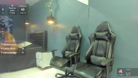 Sophie Taylor online show from November 6, 2025, 11:37 pm