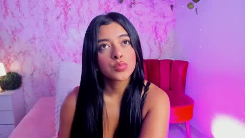 Snapshot of sophiiewilson chatting on May 12, 2026, 4:09 am Sophie Wilson online show from May 12, 2026, 4:09 am