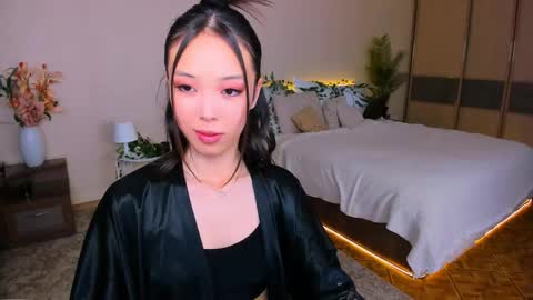 soulharmoonyy online show from September 28, 2025, 12:32 pm