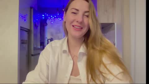 Snapshot of soulmategirl chatting on December 4, 2024, 11:41 am SoulMate online show from December 4, 2024, 11:41 am