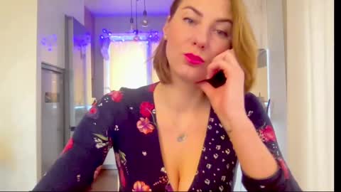 Snapshot of soulmategirl chatting on February 27, 2025, 12:13 pm SoulMate online show from February 27, 2025, 12:13 pm