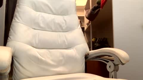 Snapshot of soulsucker28 chatting on November 29, 2025, 4:26 am soulsucker28 online show from November 29, 2025, 4:26 am