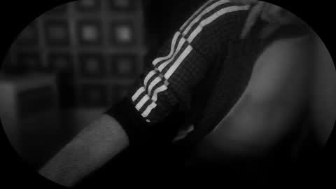 soulsurfer1985 online show from April 7, 2026, 2:12 am