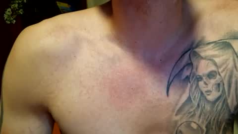 Snapshot of southboy2410 chatting on October 2, 2025, 1:51 pm southboy2410 online show from October 2, 2025, 1:51 pm