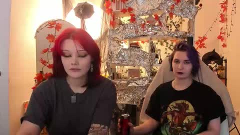 Leah online show from November 28, 2025, 10:23 pm