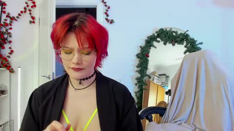 Leah online show from April 10, 2026, 4:23 pm