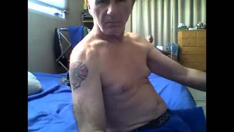 sox1957 online show from December 3, 2025, 8:18 pm