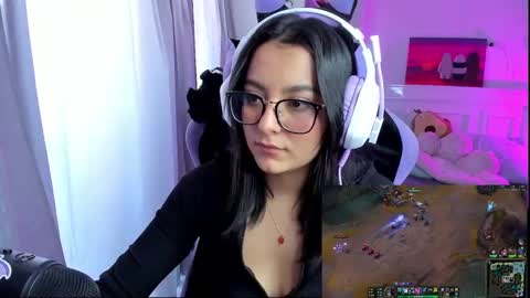 Lili online show from January 12, 2025, 7:31 pm