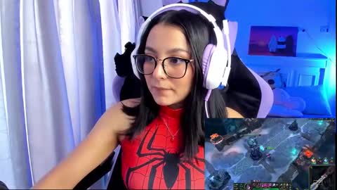 Lili online show from January 13, 2025, 9:31 pm