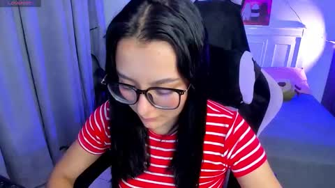 Lili online show from September 10, 2025, 11:49 pm