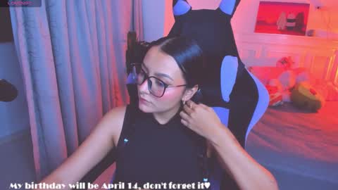 Lili online show from March 18, 2026, 11:52 pm