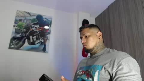 soy_apolo online show from October 15, 2025, 5:35 pm