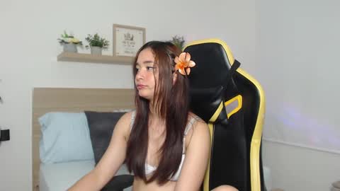 M A R I A N A online show from January 30, 2025, 8:54 am