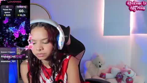 sheila smitt  online show from December 30, 2024, 8:58 pm