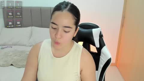 Instagram Soyamandaa  1 online show from December 22, 2025, 10:40 pm