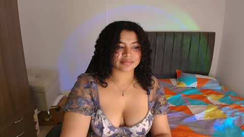 Snapshot of soynerea chatting on May 6, 2026, 2:40 am online show from May 6, 2026, 2:40 am