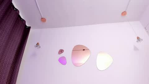 Sami Diaz   online show from February 10, 2025, 9:58 pm