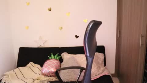 You want to talk to me more personal follow me in My Channel VIP  50 the discount       online show from December 16, 2024, 7:10 pm