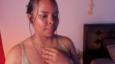 Snapshot of soytucolor chatting on January 4, 2025, 3:17 pm Paula add me on snap online show from January 4, 2025, 3:17 pm
