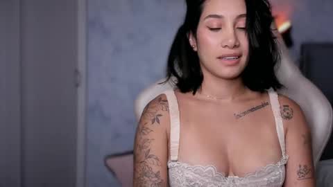 brisa  s online show from November 5, 2025, 7:47 pm