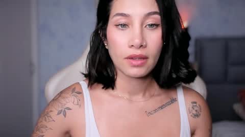 brisa  s online show from November 6, 2025, 3:35 pm