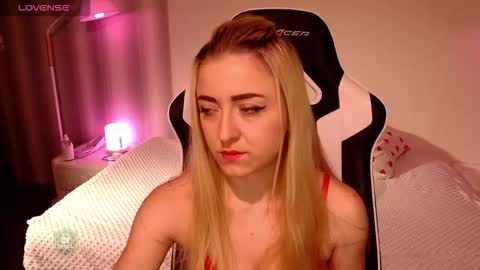 space danger online show from December 22, 2025, 4:42 am