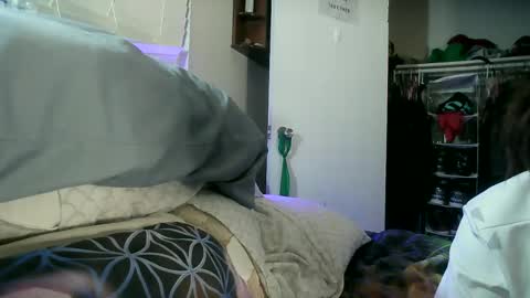 TrndSettrz online show from December 4, 2024, 7:50 am