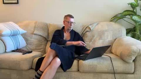 Snapshot of spaceman_fun chatting on January 10, 2026, 11:56 am spaceman_fun online show from January 10, 2026, 11:56 am