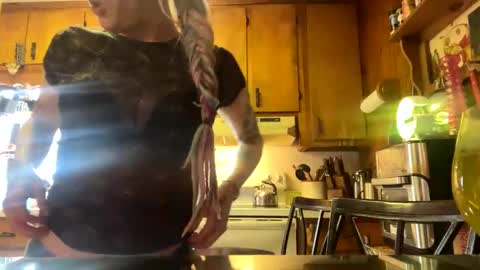 SpacieLacieLush online show from September 15, 2025, 3:34 pm