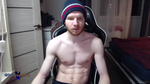 Snapshot of spaisenok chatting on December 6, 2024, 12:45 am Mike online show from December 6, 2024, 12:45 am