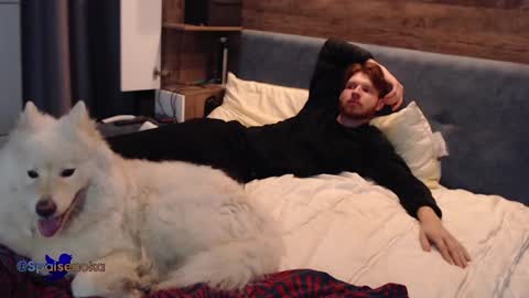 Snapshot of spaisenok chatting on December 28, 2024, 11:37 pm Mike online show from December 28, 2024, 11:37 pm