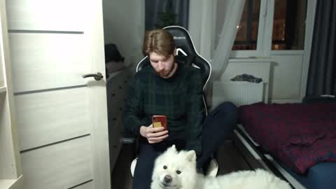 Snapshot of spaisenok chatting on January 4, 2025, 11:17 pm Mike online show from January 4, 2025, 11:17 pm