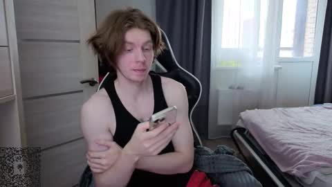 Snapshot of spaisenok chatting on October 5, 2025, 11:08 am Mike online show from October 5, 2025, 11:08 am