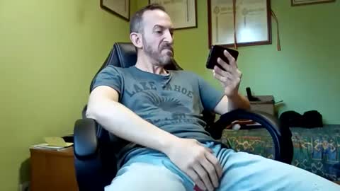 Snapshot of spanishharddick chatting on February 22, 2025, 5:02 pm Manu  online show from February 22, 2025, 5:02 pm