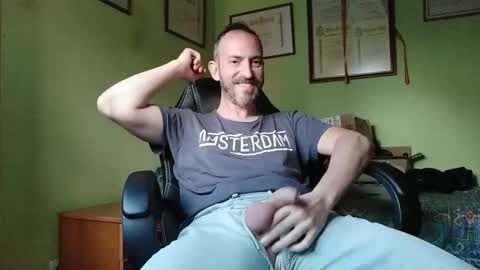 Snapshot of spanishharddick chatting on October 5, 2025, 9:07 am Manu  online show from October 5, 2025, 9:07 am