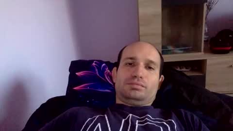 Snaiky online show from December 15, 2025, 2:10 pm