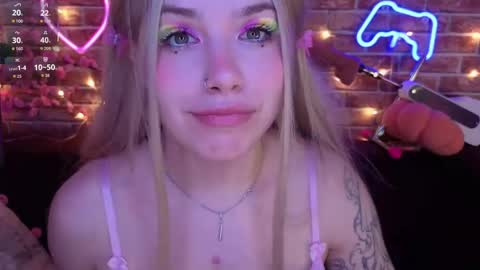 Snapshot of sparklemona chatting on March 15, 2026, 2:23 pm SparkleMona online show from March 15, 2026, 2:23 pm