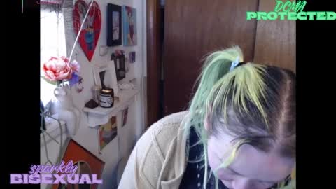 sparklybisexual online show from March 2, 2026, 6:26 pm