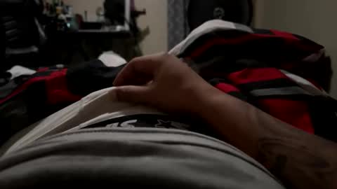 Snapshot of sparks2156 chatting on December 3, 2025, 7:27 am sparks2156 online show from December 3, 2025, 7:27 am