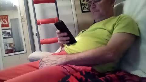 sparkyspeedway online show from December 16, 2025, 3:00 am